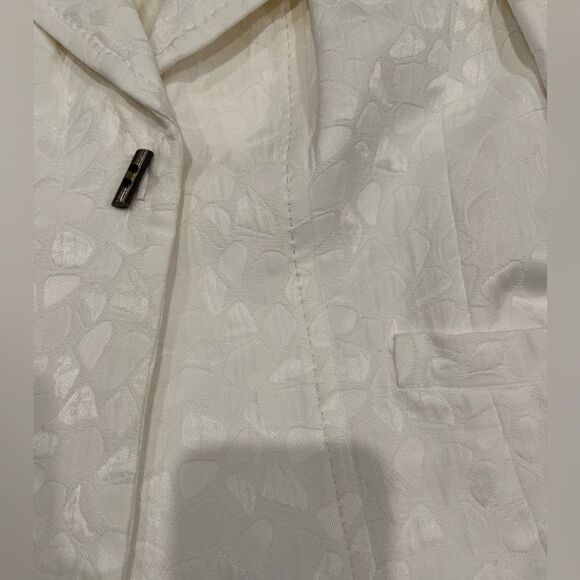 NWOT Classiques Entier Atelier Women’s Tailored White Blazer 3/4 Sleeve XS - Picture 3 of 10